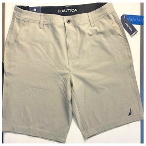 Nautica Men's Shorts 32